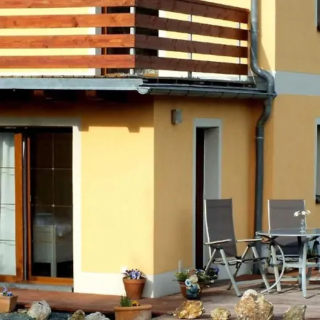 Lägenhet Mit Blick Auf Wasser By Interhome